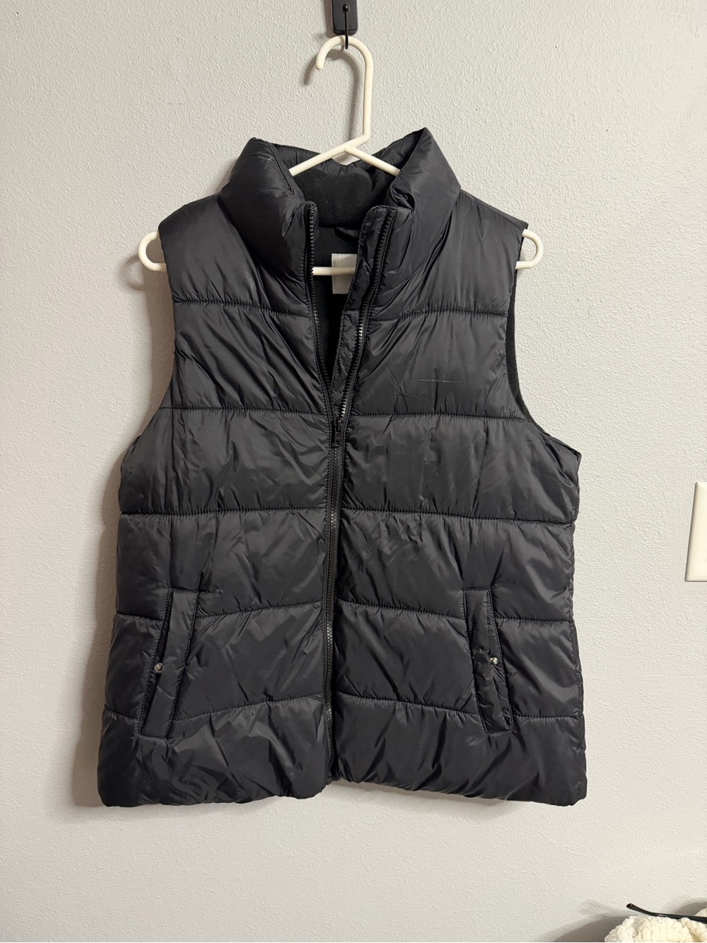 Women's Old Navy Puffer Vest